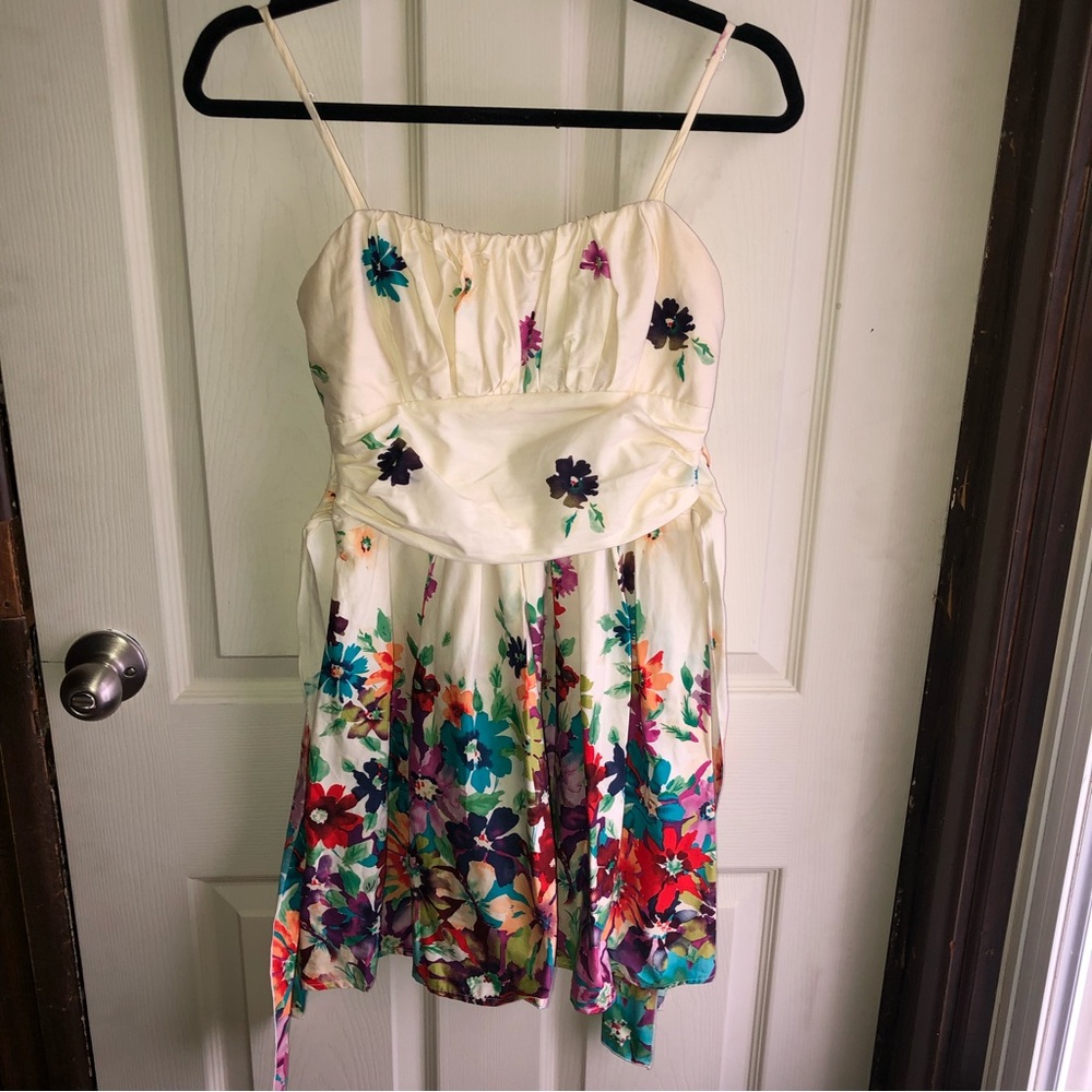 ALYN Paige Floral Dress Beige